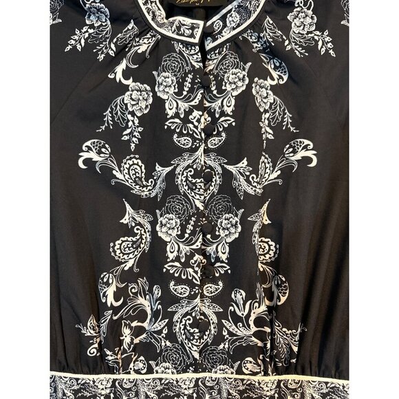 NWOT Like The Moon Floral Print Maxi Dress With Button-Front Size M - Picture 3 of 5